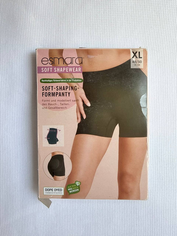 شورت گنی زنانه اسمارا مدل Soft Shaping فرمپنتی بدون درز | مشکی
