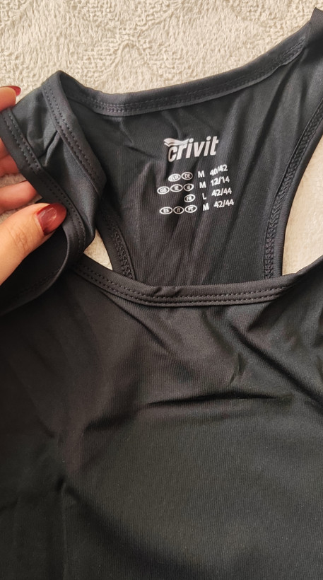 تاپ ورزشی زنانه قهرمانی کریویت CRIVIT | Q10 مشکی